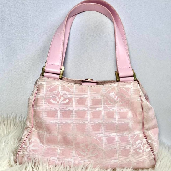 Chanel 2000s Pink CC Clover Chain Bag · INTO